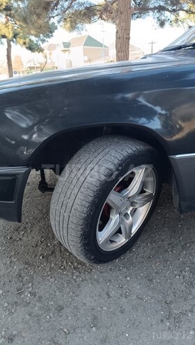 Mercedes E 250 1990, 781,000 km - 2.5 l - Sumqayıt
