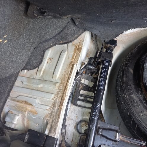 Mercedes C 180 1996, 368,000 km - 1.8 l - Qazax