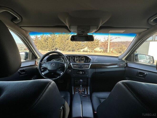 Mercedes E 220 d 2010, 214,000 km - 2.2 l - Bakı