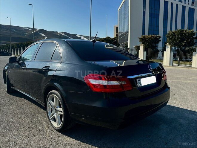 Mercedes E 220 d 2010, 214,000 km - 2.2 l - Bakı