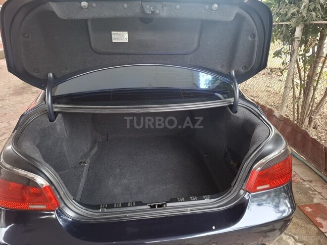 BMW 530e 2003, 276,000 km - 3.0 l - Biləsuvar
