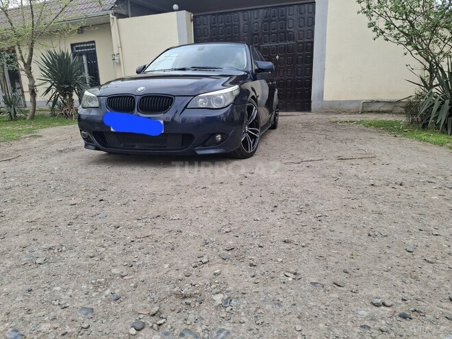 BMW 530e 2003, 276,000 km - 3.0 l - Biləsuvar