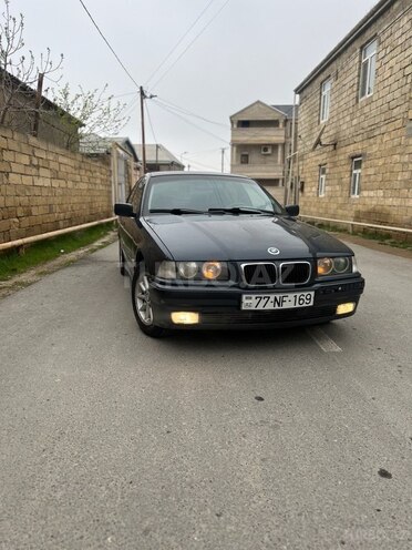 BMW 318 1997, 300,000 km - 1.8 l - Bakı