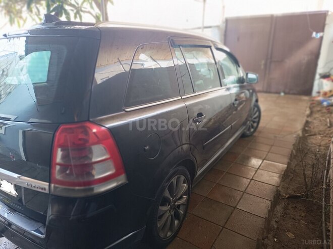 Opel Zafira 2010, 415,000 km - 1.9 л - Bakı