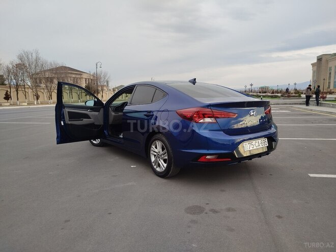 Hyundai Elantra 2019, 137,599 km - 2.0 l - Naxçıvan