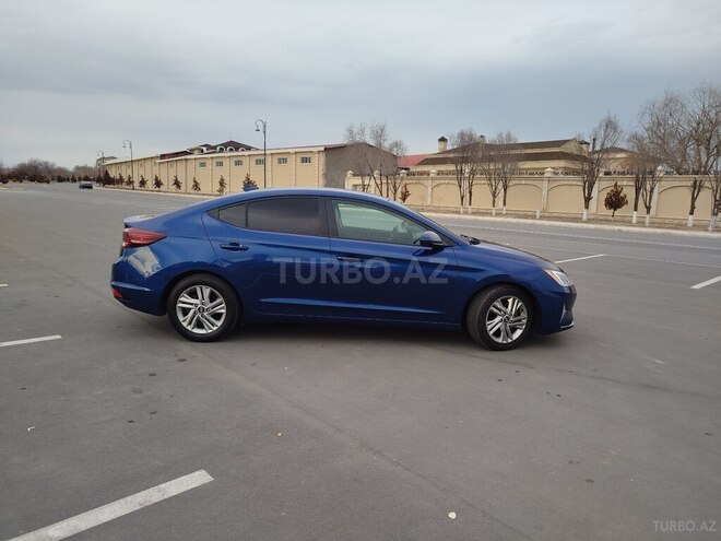 Hyundai Elantra 2019, 137,599 km - 2.0 l - Naxçıvan