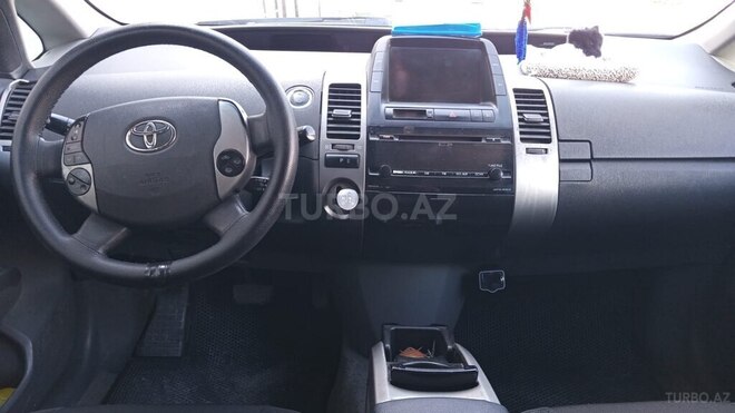 Toyota Prius 2007, 430,000 km - 1.5 l - Zaqatala