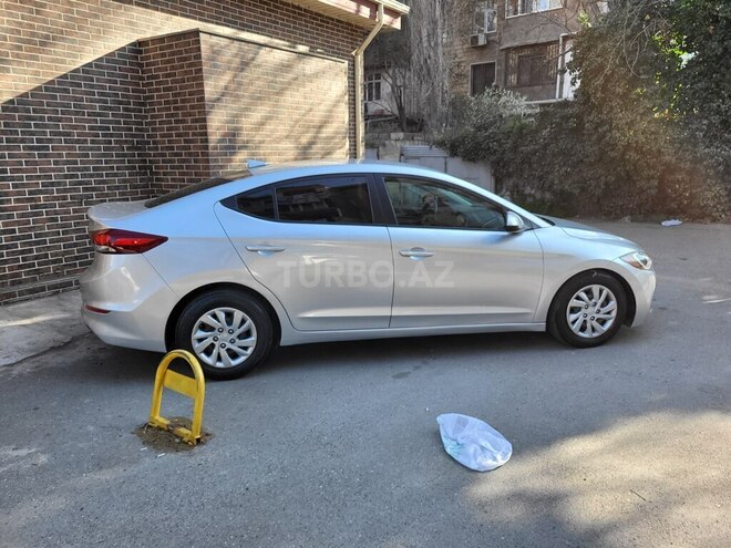 Hyundai Elantra 2016, 141,394 km - 2.0 л - Bakı