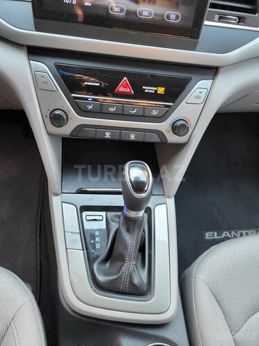 Hyundai Elantra 2016, 141,394 km - 2.0 л - Bakı
