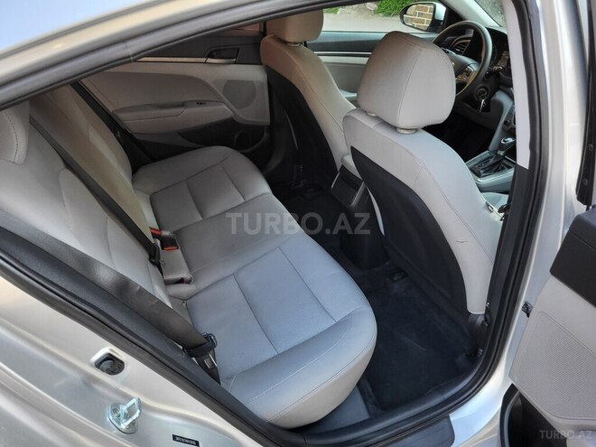 Hyundai Elantra 2016, 141,394 km - 2.0 л - Bakı