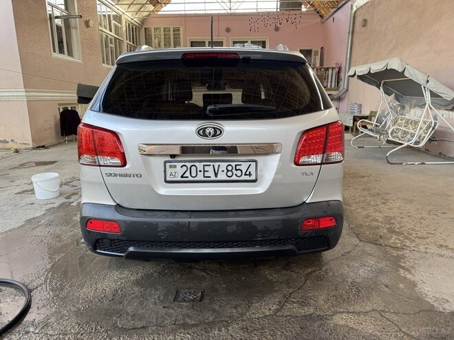 Kia Sorento 2009, 270,000 km - 2.0 l - Gəncə