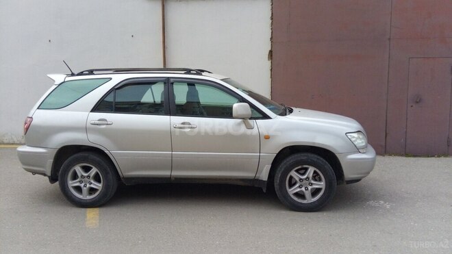 Toyota Harrier 2000, 260,000 km - 2.2 l - Sumqayıt