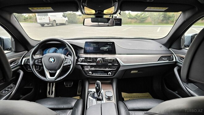BMW 520 2017, 210,000 km - 2.0 l - Bakı