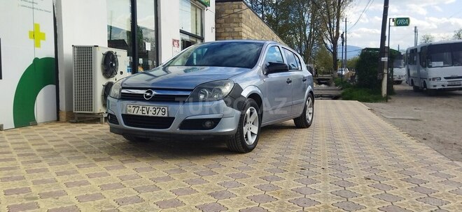 Opel Astra 2004, 281,600 km - 1.4 l - Gəncə