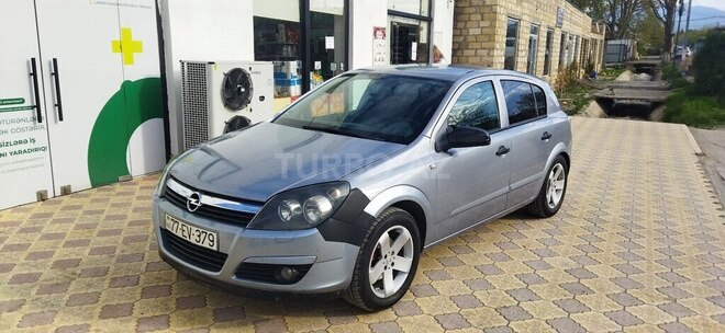 Opel Astra 2004, 281,600 km - 1.4 l - Gəncə