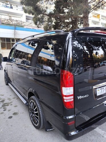 Mercedes Viano-4