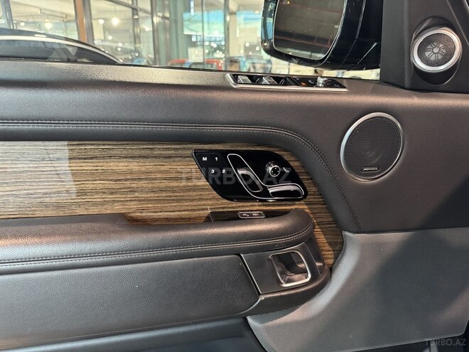 Land Rover Range Rover 2019, 130,000 km - 3.0 l - Bakı