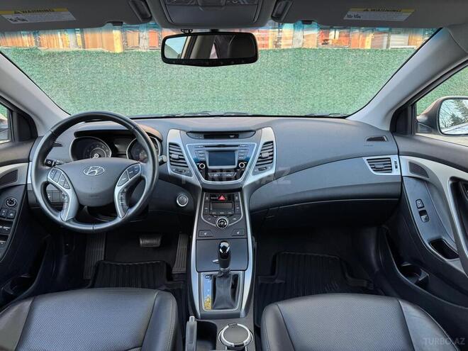 Hyundai Elantra 2015, 12,392 km - 1.8 l - Bakı