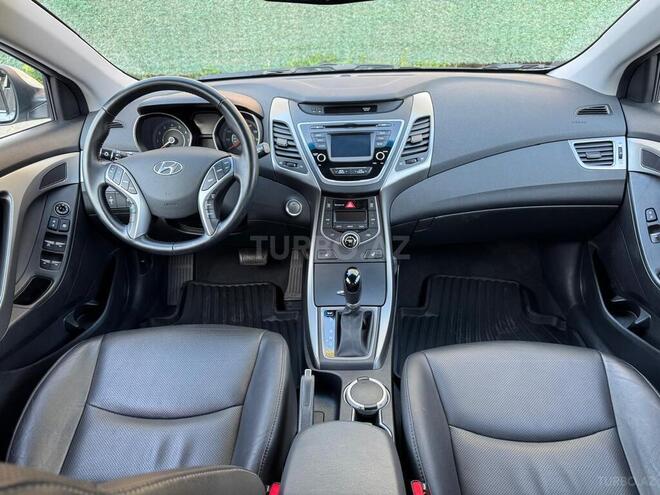 Hyundai Elantra 2015, 12,392 km - 1.8 l - Bakı