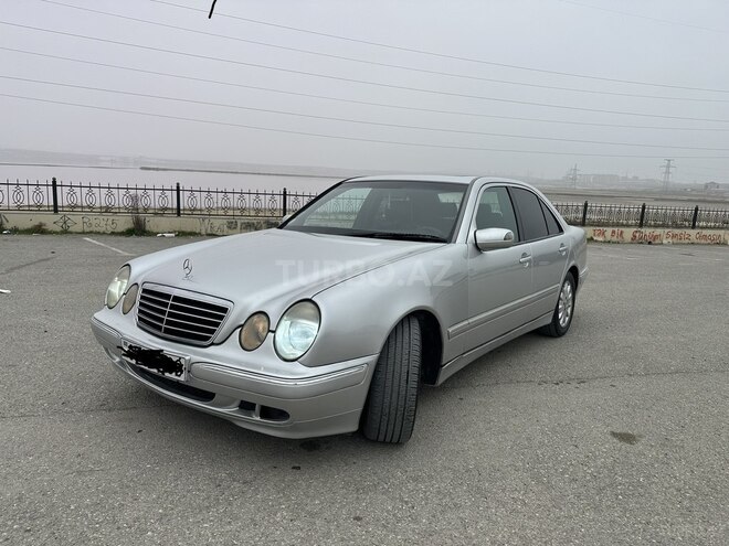 Mercedes E 270 2001, 430,000 km - 2.7 l - Bakı