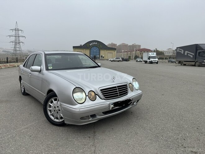 Mercedes E 270 2001, 430,000 km - 2.7 l - Bakı