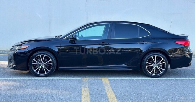 Toyota Camry 2018, 130,000 km - 2.5 l - Bakı