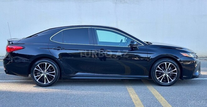 Toyota Camry 2018, 130,000 km - 2.5 l - Bakı