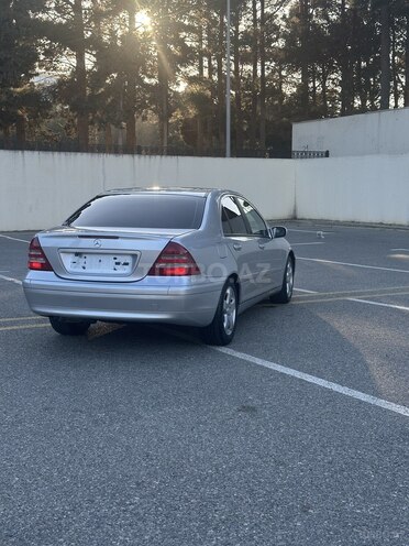 Mercedes C 200 2001, 235,000 km - 2.0 л - Sumqayıt