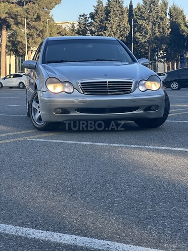 Mercedes C 200 2001, 235,000 km - 2.0 л - Sumqayıt