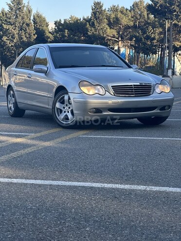 Mercedes C 200 2001, 235,000 km - 2.0 л - Sumqayıt