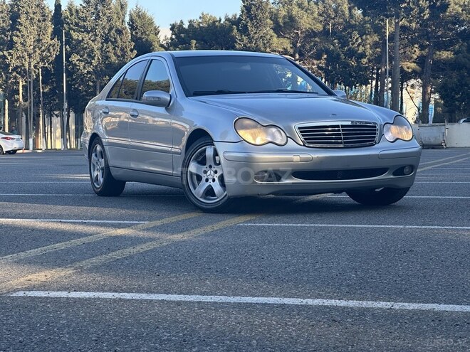 Mercedes C 200 2001, 235,000 km - 2.0 л - Sumqayıt
