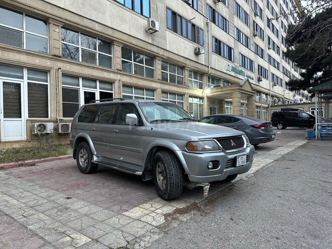 Mitsubishi  2000, 505,656 km - 3.5 l - Bakı