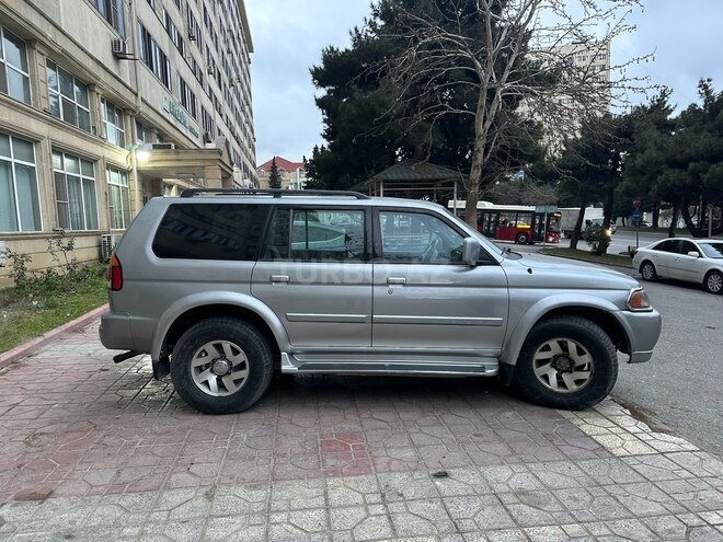 Mitsubishi  2000, 505,656 km - 3.5 l - Bakı