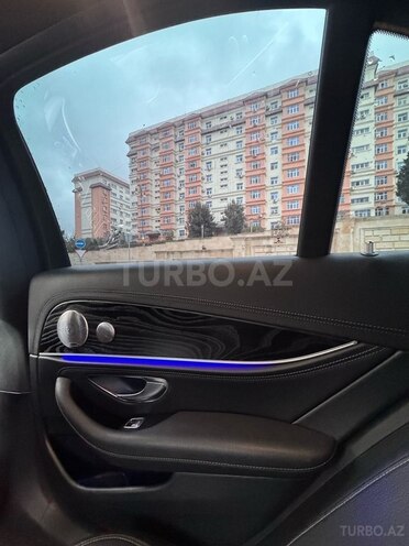 Mercedes E 300 4MATIC 2018, 58,000 km - 2.0 л - Bakı
