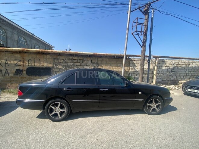 Mercedes E 220 1998, 317,000 km - 2.2 l - Bakı