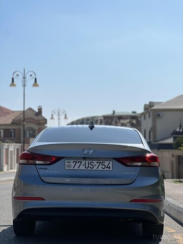 Hyundai Elantra 2017, 120,701 km - 2.0 л - Bakı