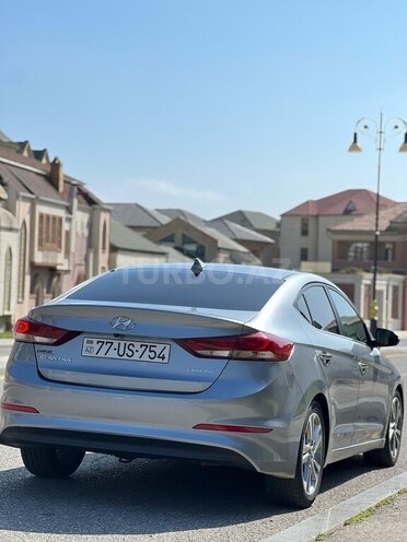 Hyundai Elantra 2017, 120,701 km - 2.0 л - Bakı