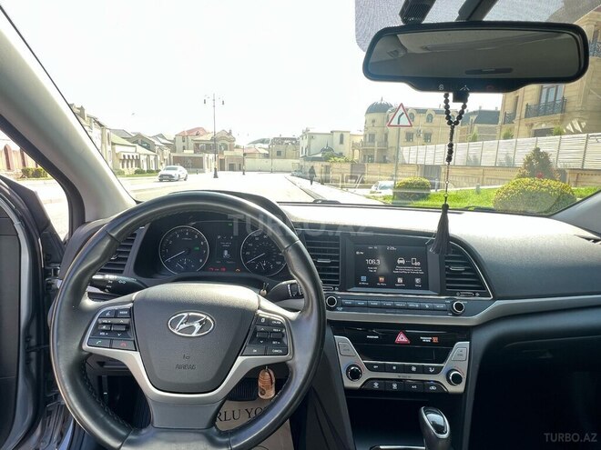 Hyundai Elantra 2017, 120,701 km - 2.0 л - Bakı