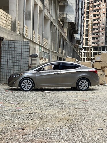 Hyundai Elantra 2015, 150,000 km - 2.0 l - Bakı