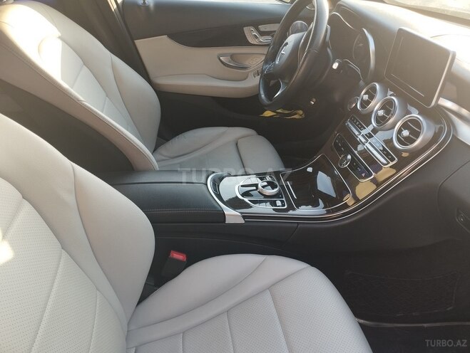 Mercedes C 300 4MATIC 2017, 113,000 km - 2.0 л - Bakı