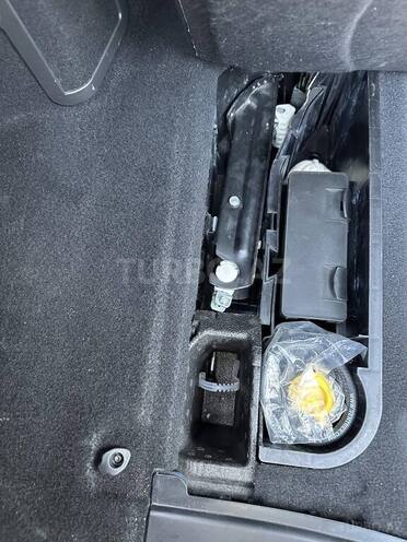 Mercedes E 230 2008, 199,700 km - 2.5 l - Bakı