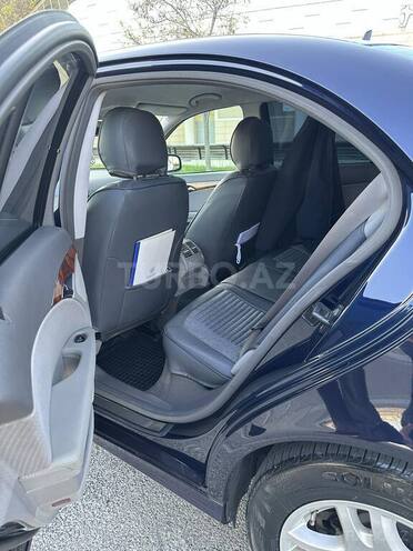 Mercedes E 230 2008, 199,700 km - 2.5 l - Bakı