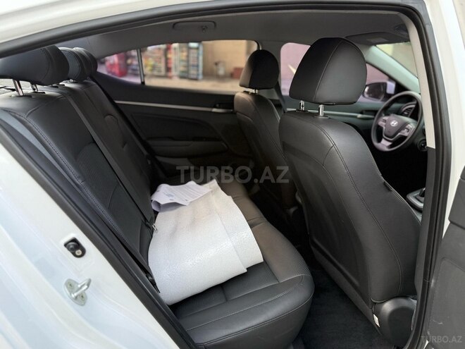 Hyundai Avante 2017, 144,000 km - 1.6 l - Bakı