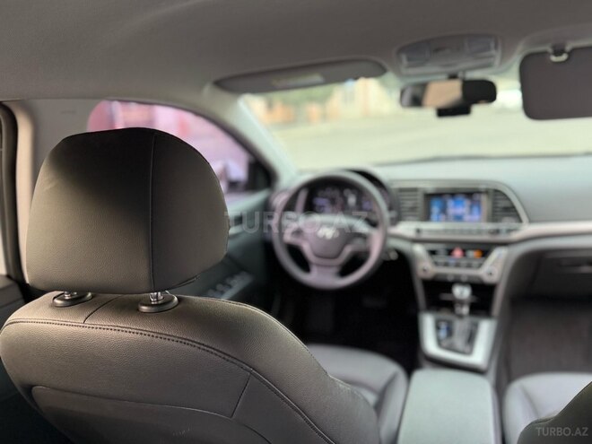 Hyundai Avante 2017, 144,000 km - 1.6 l - Bakı