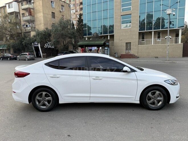 Hyundai Avante 2017, 144,000 km - 1.6 l - Bakı