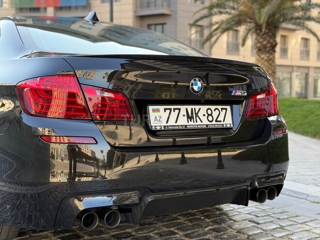 BMW M5 2012, 65,000 km - 4.4 l - Bakı
