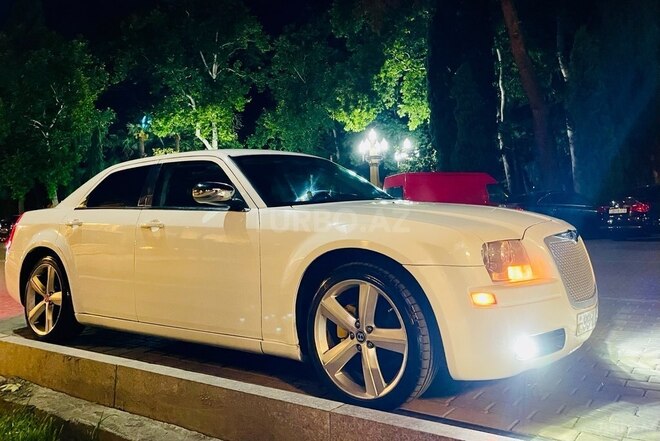 Chrysler 300C 2009, 171,100 km - 2.7 l - Gəncə