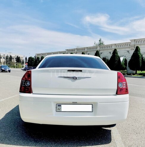 Chrysler 300C 2009, 171,100 km - 2.7 l - Gəncə