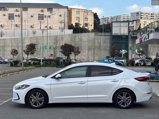 Hyundai Elantra 2016, 103,000 km - 2.0 л - Bakı