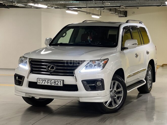 Lexus LX 570-13